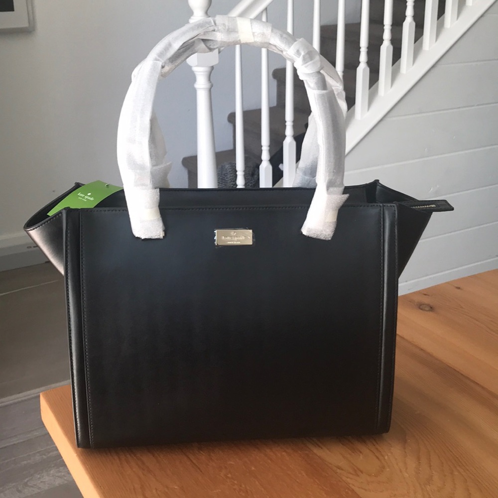 NWT...Kate Spade Regatta Court Vita, Black